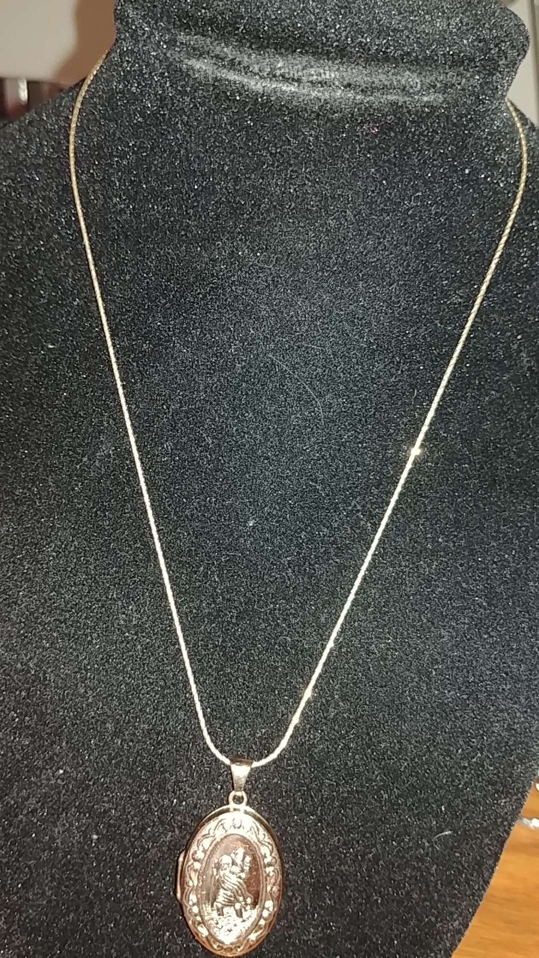 Necklace gold 14k