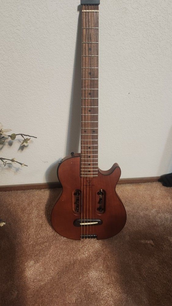 Acoustic Electric Guitar Headphones Amp Aux, Traveler MK