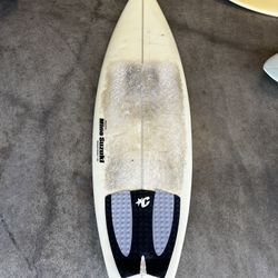 Mino Suzuki Surfboard 6’2