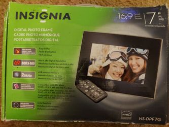 Digital photo frame