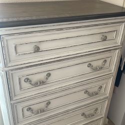 5 Drawer Chest 