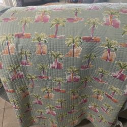 Full/queen size quilt with 2 shams