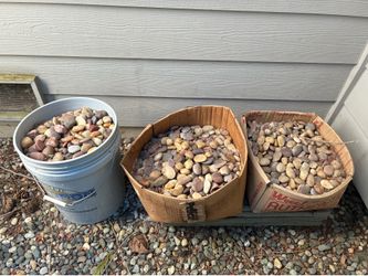 Polished Landscaping Pebbles (Red/Yellow) – Covers ~10 sqft