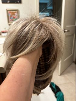 Blonde frosted wig