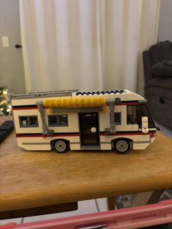 Lego Camper