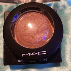 Mac Skin finish Soft & Gental