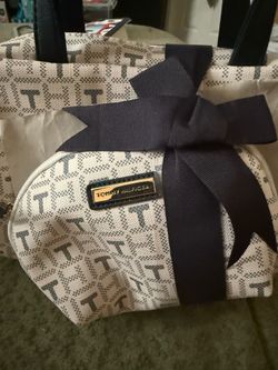 Tommy Hilfiger make up bags