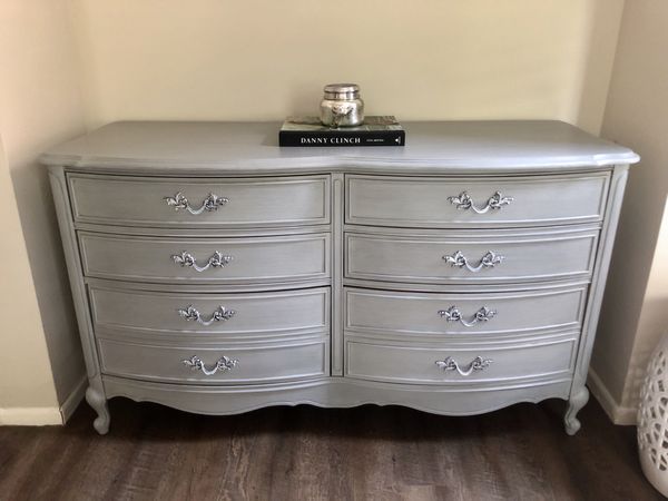 Gray Wash Dresser Buffet Tv Stand For In Chicago Il Offerup Gray Wash Dresser Buffet Tv Stand