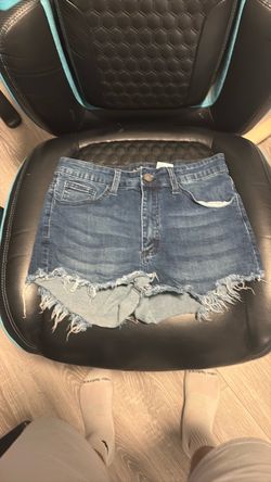 Fashion nova jean shorts