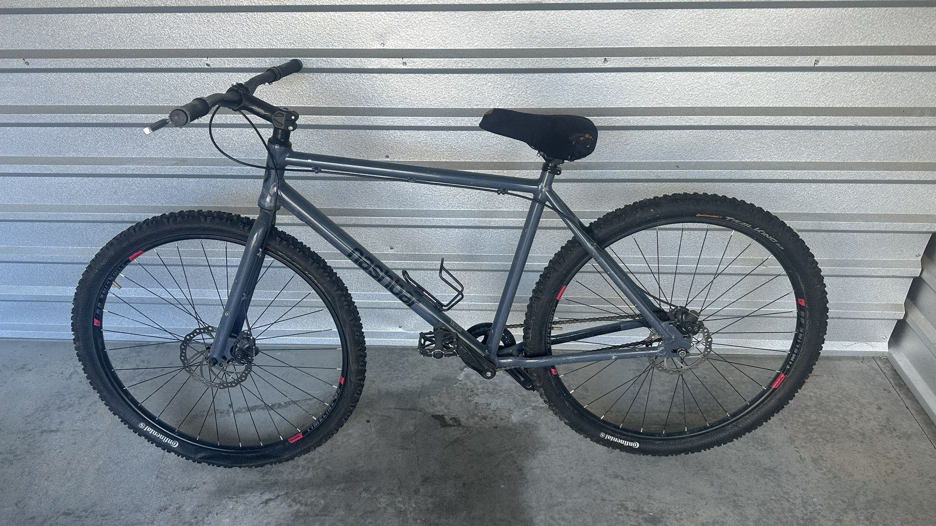 Nashbar 29er Single-Speed Mountain Bike – Disc Brakes