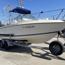 1999 Seaswirl 22’