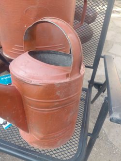 VINTAGE METAL WATERING CAN