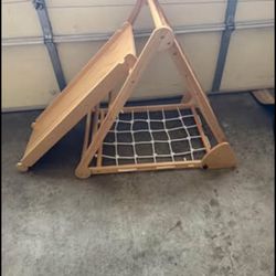 Kids Climbing Plicker