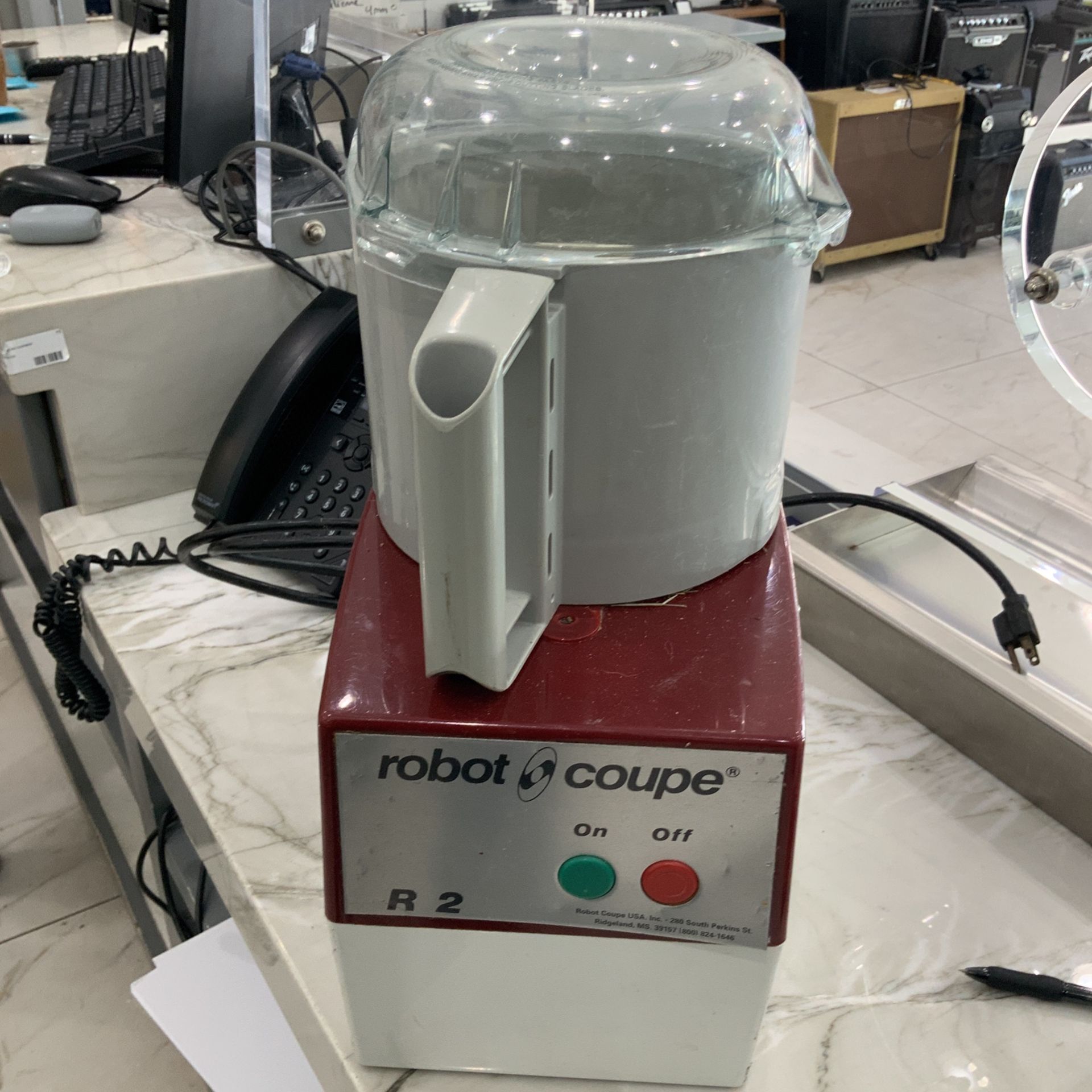 Robot Coupe R2 Food Processor With 6 Super Expensive Blades. High Retail Item Blades Are Brand New