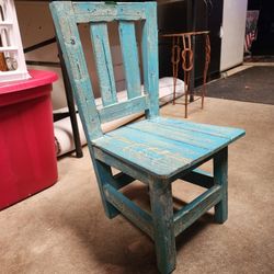 Child size Shabby Distressed Chair
