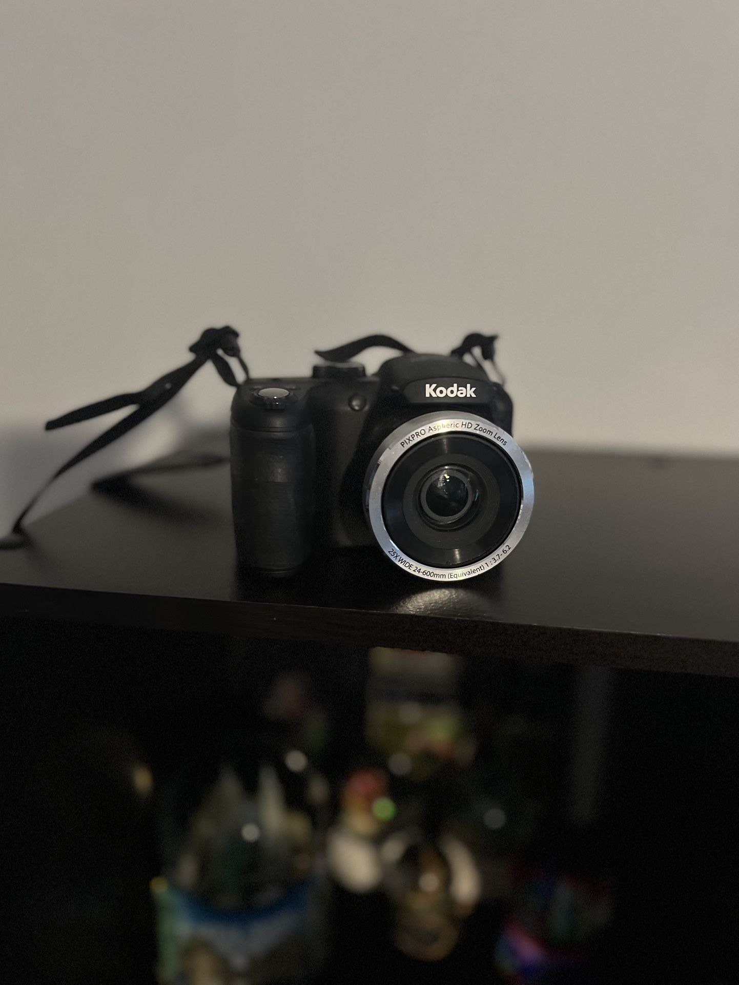 Kodak PIXPRO AZ252 digital camera