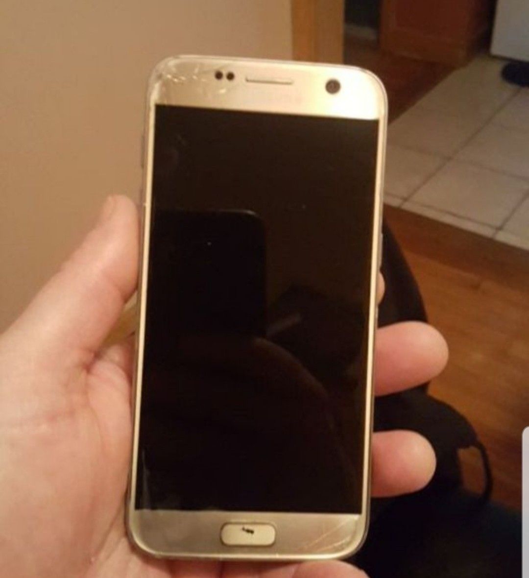 Samsung Galaxy s7 read description before wanting it