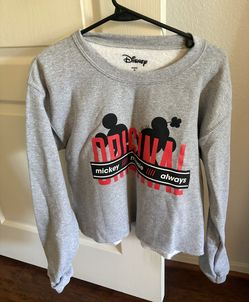 Disney Mickey And Minnie Sweater 