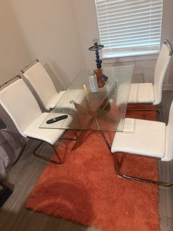 Dining set of 4