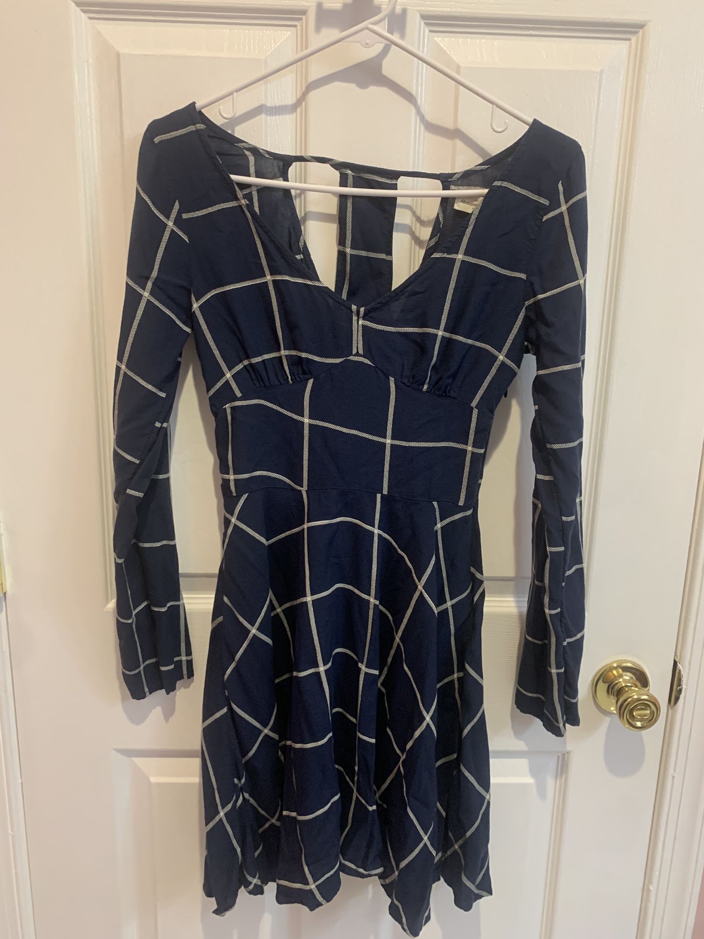 Abercrombie & Fitch Women's Dress M Navy Long Sleeve Windowpane Fit & Flare