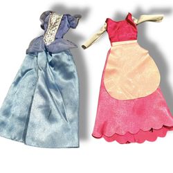 VTG Barbie BELLE doll pilgrim dress apron BEAUTY BEAST & Blue PRINCESS Dress (2)