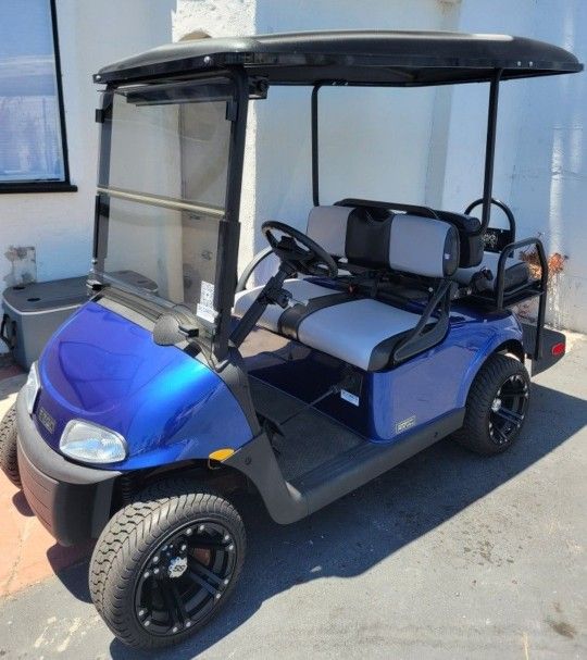 2018 E-Z-GO RXV Freedom 2+2 FACTORY 4-Passenger Non-Lifted 48-Volt Golf Cart