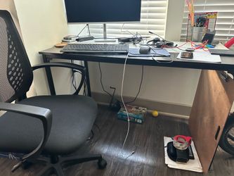 Office chair and table