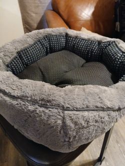 Brand New small pet bed