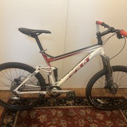 Felt Virtue One Full-suspension 26’ Bike In Great Condition
