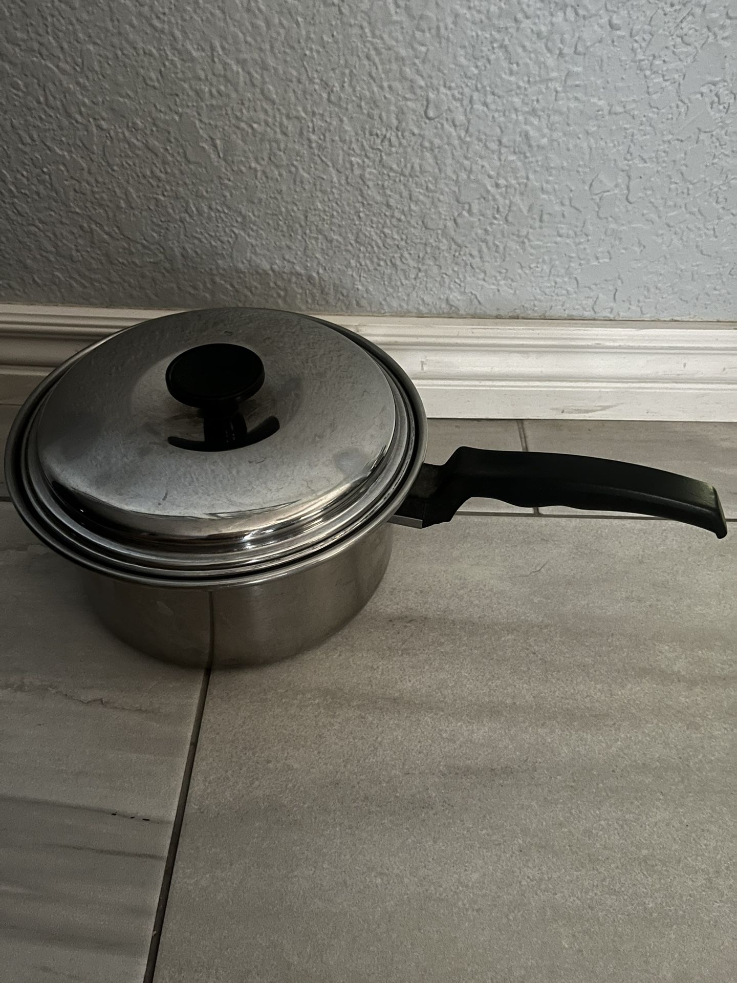 Stainless Steel Pan With Lid