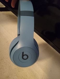 Beats solo 4