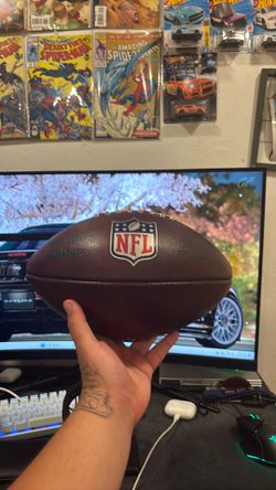 Wilson NFL Duke