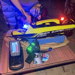 Fishing Surfer RC boat 