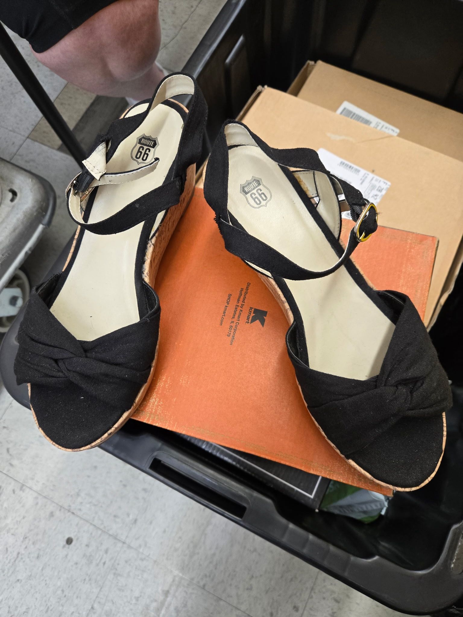 Women dress shoes