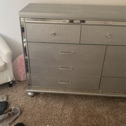 9 Drawer Silver Dresser 
