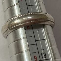 Vintage Sterling Silver Ring Size 8