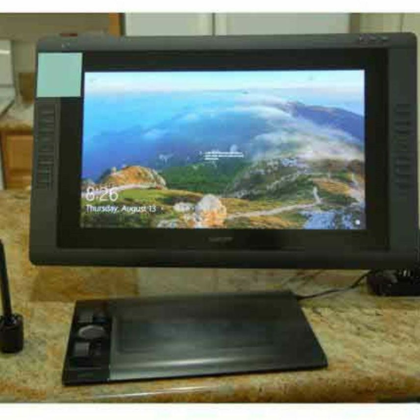 Cintiq 22HD with Options And Warranty!
