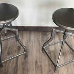 Adjustable Metal Bar Stools 