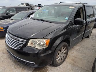 2016 Chrysler Town & Country PARTS @ U-Pull Auto Parts DD4462