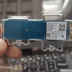Western digital PC SN520 256gb NVMe m.2 ssd hard drive