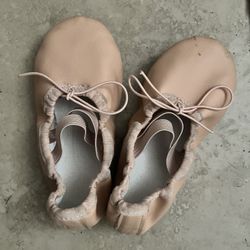 Ballet 🩰 Shoes
