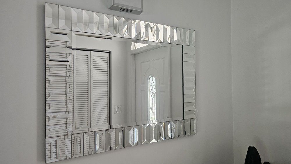 Mirror 