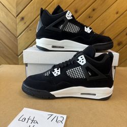  Jordan 4 Retro White Thunder Grade School 7Y