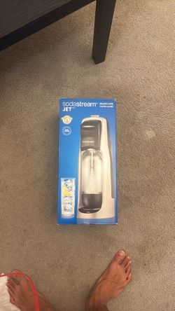SodaStream Jet Sparkling Water Maker