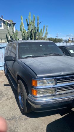 1997 Tahoe Runs AC Cold