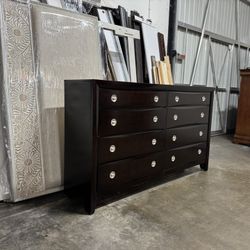Dresser $170