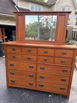 Nice oak dresser