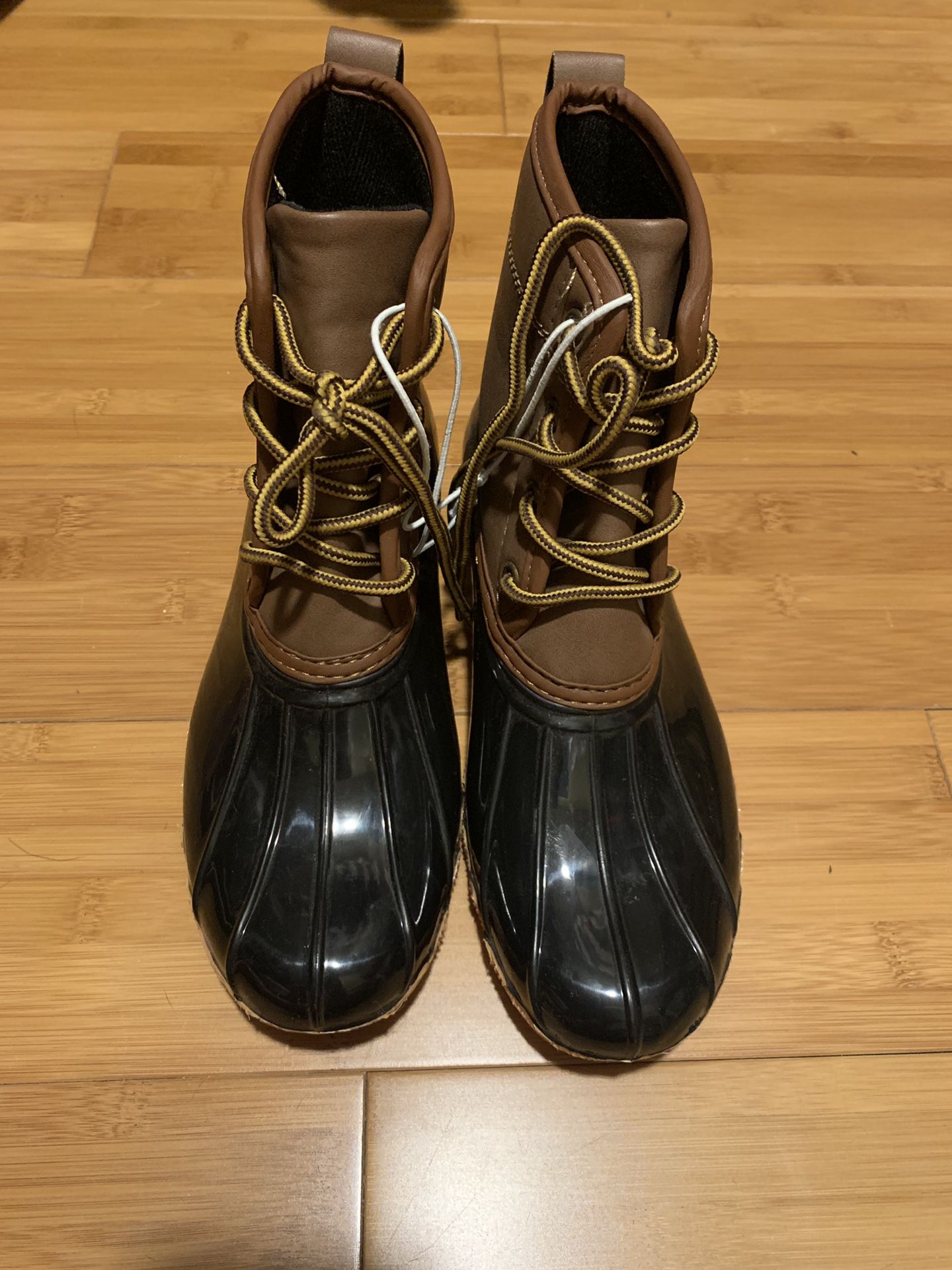 Rain or winter boots NEW women