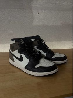 Air Jordan 1 Dark Mocha Size 11 Used No Box