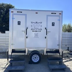 ✨ LUXURY PORTABLE RESTROOMS AVAILABLE FOR ALL YOUR EVENTS ✨